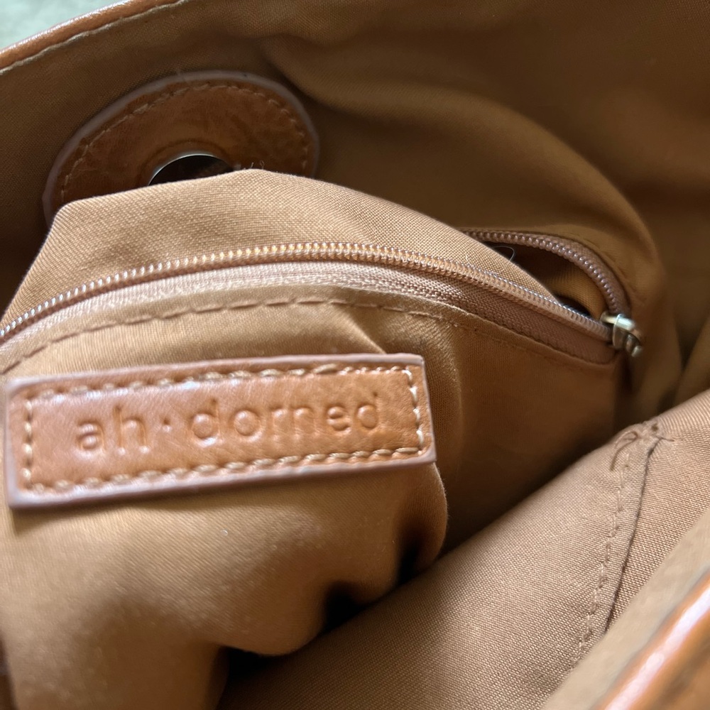 Like New Ah Dorned Purse View 3
